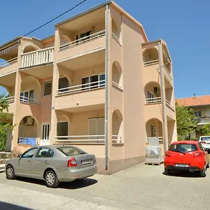 Barać Apartament Kaštela